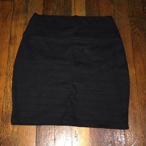 High-Waisted black skirt